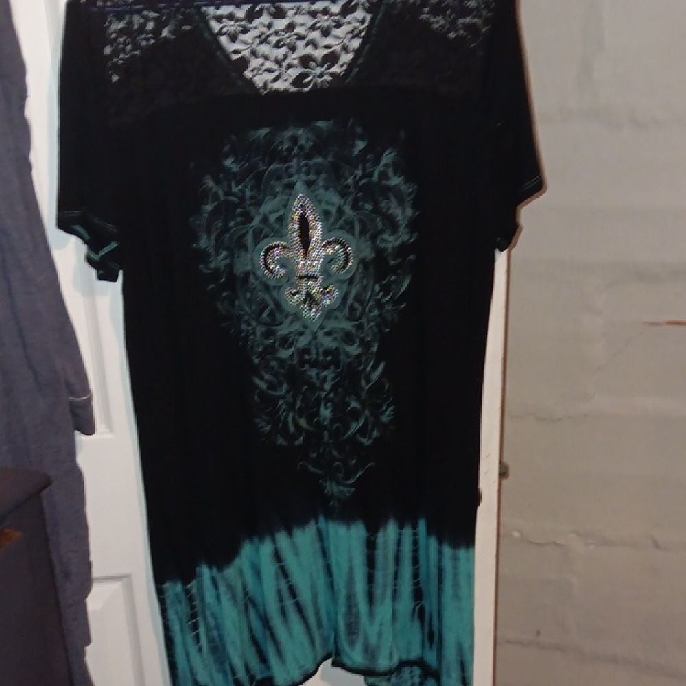 Black and Teal Dress with Fleur-de-Lis Design